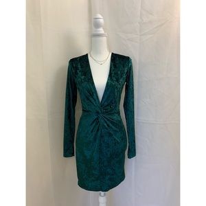 Long Sleeve Emerald Green Velvet Dress